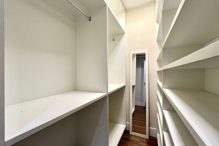 Apartamento à venda com 170m², 3 quartos e 3 vagasCloset da Suíte 3