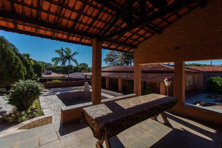 Casa de condomínio à venda com 348m², 2 quartos e 10 vagas Casa de condomínio à venda com 348m², 2 quartos e 10 vagasÁrea comum