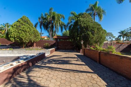Casa de condomínio à venda com 348m², 2 quartos e 10 vagas Casa de condomínio à venda com 348m², 2 quartos e 10 vagasÁrea comum