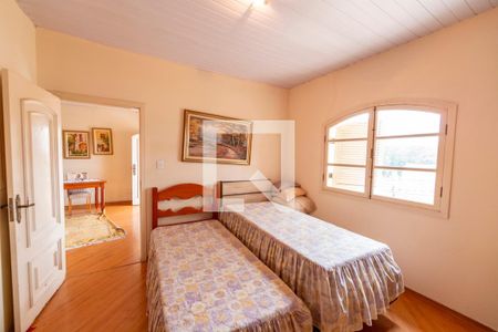 Casa à venda com 455m², 5 quartos e 2 vagas Casa à venda com 455m², 5 quartos e 2 vagasSuite 1
