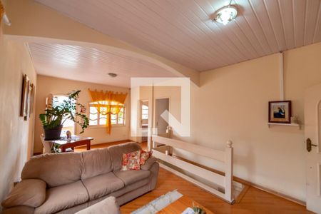 Casa à venda com 455m², 5 quartos e 2 vagas Casa à venda com 455m², 5 quartos e 2 vagasSala