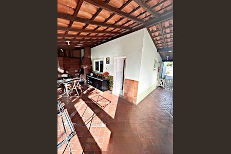 Casa à venda com 250m², 2 quartos e sem vaga Casa à venda com 250m², 2 quartos e sem vagaFoto 06