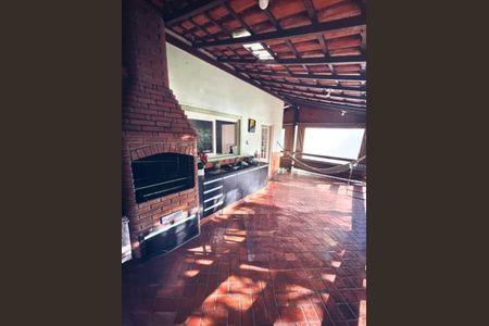 Casa à venda com 250m², 2 quartos e sem vaga Casa à venda com 250m², 2 quartos e sem vagaFoto 09