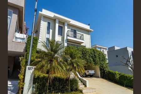 Casa de condomínio à venda com 354m², 3 quartos e 4 vagas