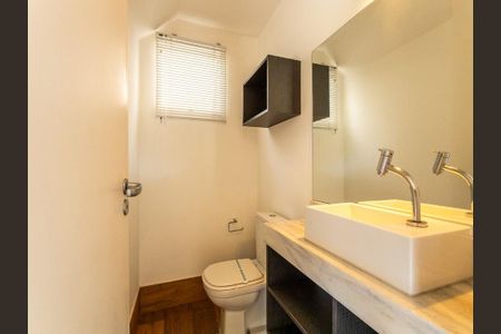 Casa de condomínio à venda com 354m², 3 quartos e 4 vagas