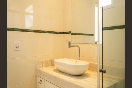 Casa de condomínio à venda com 354m², 3 quartos e 4 vagas