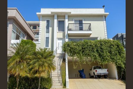 Casa de condomínio à venda com 354m², 3 quartos e 4 vagas