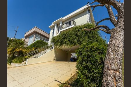 Casa de condomínio à venda com 354m², 3 quartos e 4 vagas