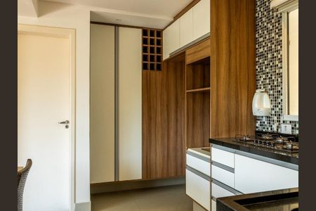 Casa de condomínio à venda com 354m², 3 quartos e 4 vagas