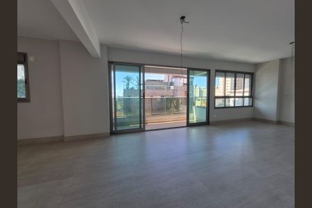 Apartamento à venda com 252m², 3 quartos e 4 vagas