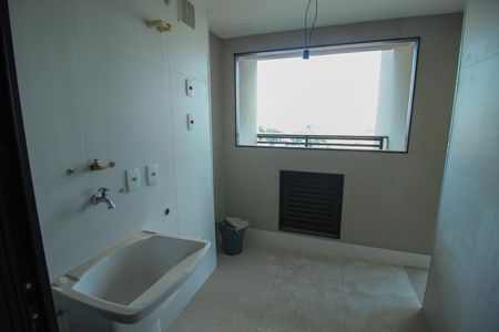 Apartamento à venda com 88m², 3 quartos e 2 vagas Apartamento à venda com 88m², 3 quartos e 2 vagasÁrea de Serviço