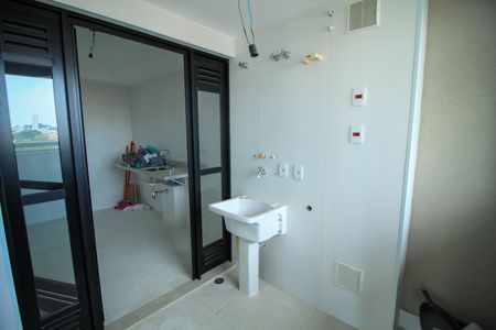 Apartamento à venda com 88m², 3 quartos e 2 vagas Apartamento à venda com 88m², 3 quartos e 2 vagasÁrea de Serviço