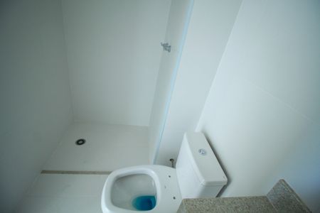 Apartamento à venda com 88m², 3 quartos e 2 vagas Apartamento à venda com 88m², 3 quartos e 2 vagasBanheiro Social