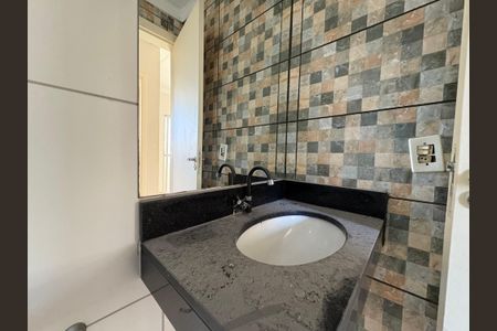 Apartamento para alugar com 48m², 2 quartos e 1 vaga Apartamento para alugar com 48m², 2 quartos e 1 vagaBanheiro