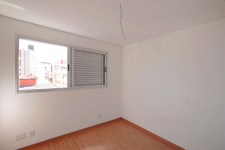 Apartamento à venda com 65m², 2 quartos e 2 vagasSuíte 2