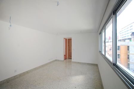 Apartamento à venda com 65m², 2 quartos e 2 vagasSala
