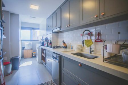 Apartamento à venda com 90m², 3 quartos e 2 vagas Apartamento à venda com 90m², 3 quartos e 2 vagasCozinha