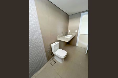 Casa à venda com 529m², 5 quartos e 6 vagas Casa à venda com 529m², 5 quartos e 6 vagasBanheiro 3