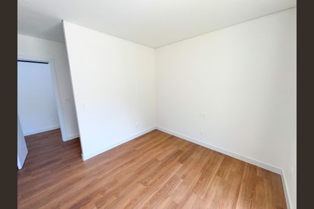 Casa à venda com 529m², 5 quartos e 6 vagas Casa à venda com 529m², 5 quartos e 6 vagasSuíte 2