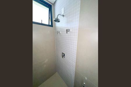 Casa à venda com 529m², 5 quartos e 6 vagas Casa à venda com 529m², 5 quartos e 6 vagasBanheiro 1