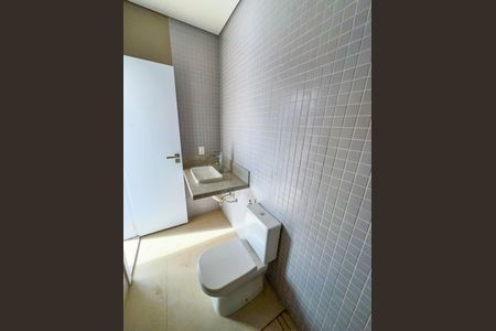 Casa à venda com 529m², 5 quartos e 6 vagas Casa à venda com 529m², 5 quartos e 6 vagasLavabo