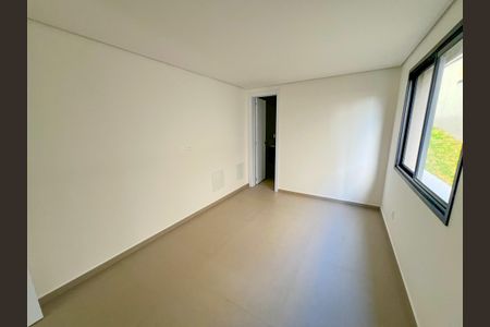 Casa à venda com 529m², 5 quartos e 6 vagas Casa à venda com 529m², 5 quartos e 6 vagasSuíte 1