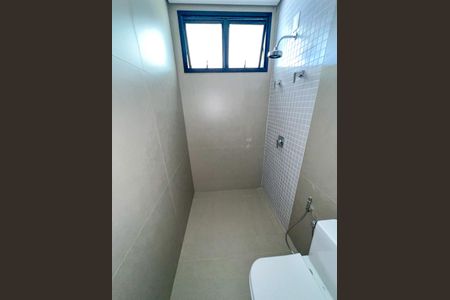 Casa à venda com 529m², 5 quartos e 6 vagas Casa à venda com 529m², 5 quartos e 6 vagasBanheiro Suíte 3