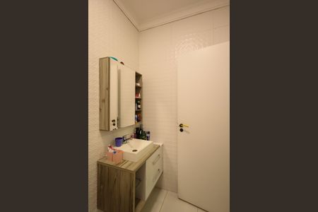 Casa de condomínio à venda com 257m², 4 quartos e 2 vagas Casa de condomínio à venda com 257m², 4 quartos e 2 vagasBanheiro da Suíte 3