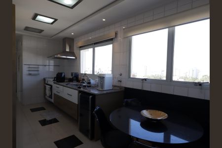 Apartamento à venda com 180m², 3 quartos e 3 vagasCozinha