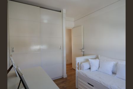 Apartamento à venda com 180m², 3 quartos e 3 vagasSuíte 2