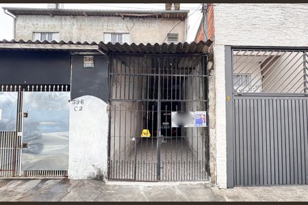 Casa para alugar com 50m², 2 quartos e sem vaga Casa para alugar com 50m², 2 quartos e sem vagaFachada