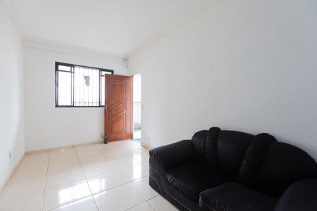 Sala de casa para alugar com 2 quartos, 50m² em Jardim Helena, São Paulo