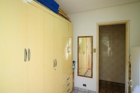 Casa à venda com 102m², 3 quartos e 2 vagasQuarto 2