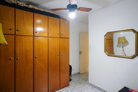 Casa à venda com 102m², 3 quartos e 2 vagasQuarto 3