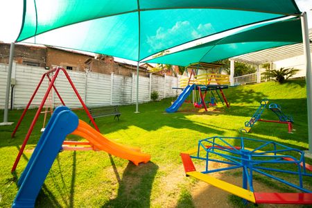 Apartamento à venda com 47m², 2 quartos e 1 vaga Apartamento à venda com 47m², 2 quartos e 1 vagaÁrea comum - Playground