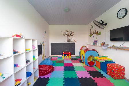 Apartamento à venda com 47m², 2 quartos e 1 vaga Apartamento à venda com 47m², 2 quartos e 1 vagaÁrea comum - Brinquedoteca