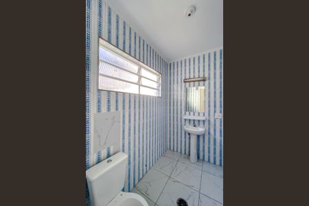 Casa à venda com 200m², 3 quartos e 4 vagasBanheiro