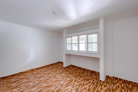 Casa à venda com 200m², 3 quartos e 4 vagasSuíte