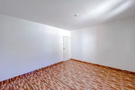 Casa à venda com 200m², 3 quartos e 4 vagasQuarto 2
