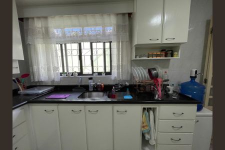 Casa à venda com 204m², 3 quartos e 2 vagas Casa à venda com 204m², 3 quartos e 2 vagasCozinha