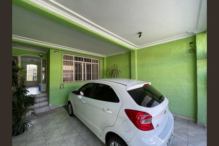 Casa à venda com 204m², 3 quartos e 2 vagas Casa à venda com 204m², 3 quartos e 2 vagasGaragem