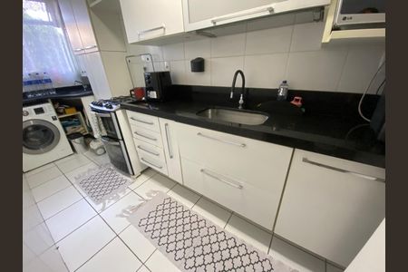 Apartamento à venda com 62m², 2 quartos e 1 vaga Apartamento à venda com 62m², 2 quartos e 1 vagaCozinha