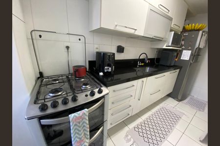 Apartamento à venda com 62m², 2 quartos e 1 vaga Apartamento à venda com 62m², 2 quartos e 1 vagaCozinha