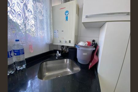 Apartamento à venda com 62m², 2 quartos e 1 vaga Apartamento à venda com 62m², 2 quartos e 1 vagaCozinha