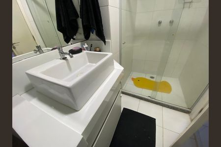 Apartamento à venda com 62m², 2 quartos e 1 vaga Apartamento à venda com 62m², 2 quartos e 1 vagaBanheiro