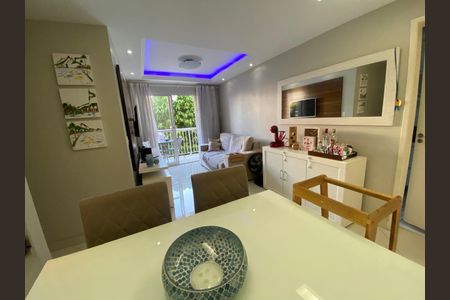 Apartamento à venda com 62m², 2 quartos e 1 vaga Apartamento à venda com 62m², 2 quartos e 1 vagaSala