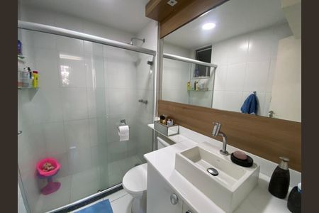Apartamento à venda com 62m², 2 quartos e 1 vaga Apartamento à venda com 62m², 2 quartos e 1 vagaBanheiro 2