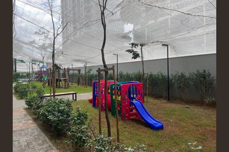 Apartamento à venda com 40m², 2 quartos e sem vaga Apartamento à venda com 40m², 2 quartos e sem vagaÁrea comum - Playground