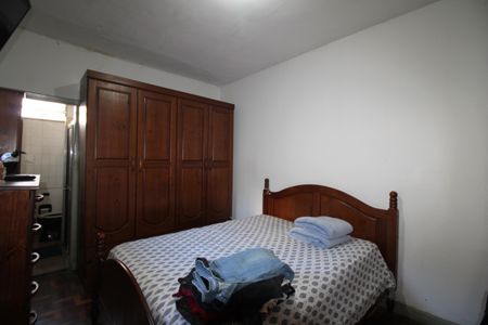 Casa à venda com 280m², 3 quartos e 2 vagasQuarto 1