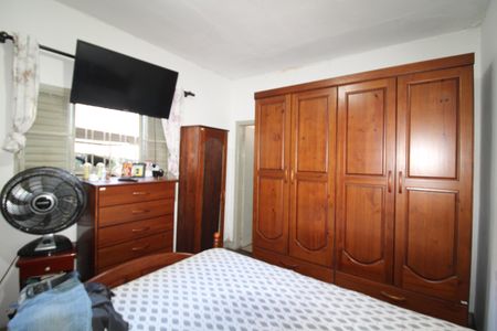 Casa à venda com 280m², 3 quartos e 2 vagasQuarto 1